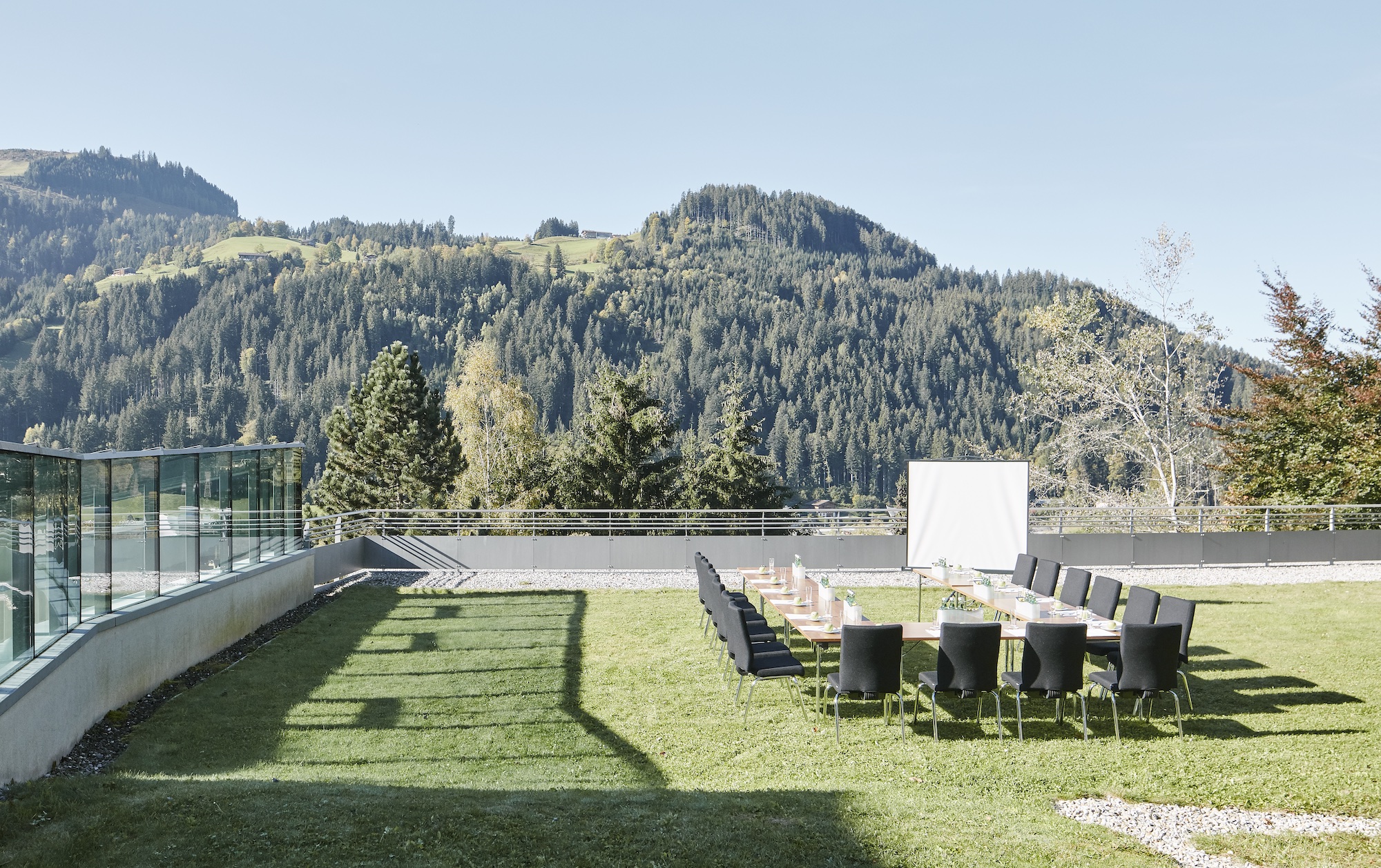 Die Natur ist in Tirol allgegenwärtig – auch bei Tagungen und Kongressen. Beim internationalen Nachhaltigkeitsvergleich landete Tirol erneut unter den Top 15. © David Schreyer